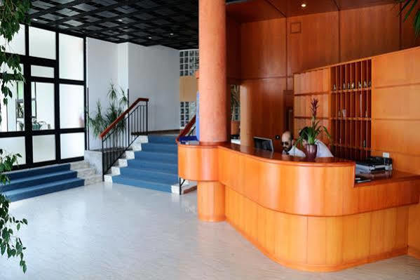 Residence Riva Gaia 泰拉奇纳 外观 照片